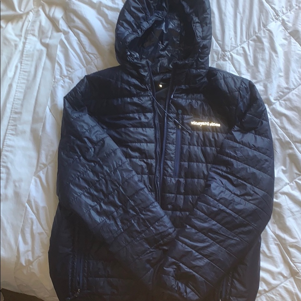 Vineyard vines puffy raincoat/windbreaker